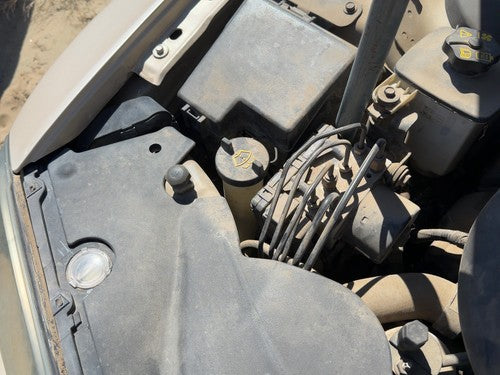 2000-2002 Lincoln Ls Windshield Washer Fluid Reservoir With Pump Oem Wiper Tank