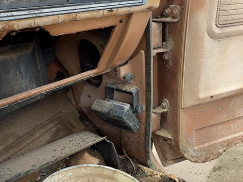 1980 Chevy Silverado C20 Passenger Right Lower Kick Trim Panel Oem Tan