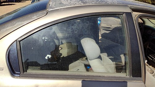 2000-2005 Dodge Neon Passenger Right Rear Side Window Door Glass Oem Back