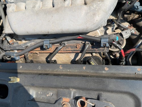 2004-2007 Saturn Vue Redline Driver Left Valve Cover Oem 3.5L 12582062