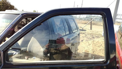 1987-1995 Nissan Pathfinder Driver Left Front Side Window Door Glass Oem