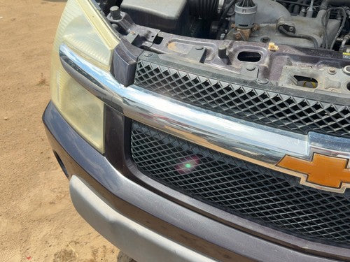 2005-2009 Chevy Equinox Front Grille Assembly Oem Black Amethyst 71U 05481230