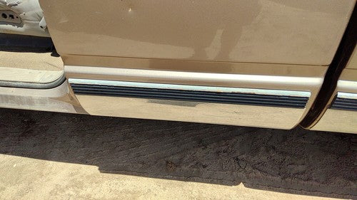 1995-1998 Silverado 2500 Driver Left Rear Moulding On Cab Panel Oem