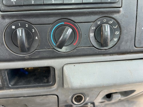 2005-2007 Ford F350 Temperature Control Module In Dash Heater Ac Head Unit Oem
