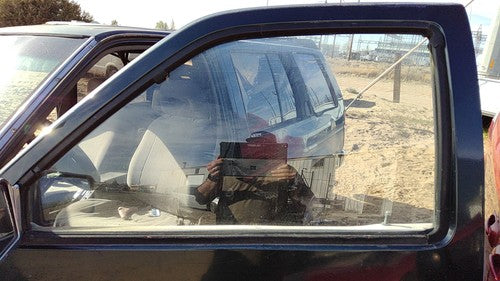 1987-1995 Nissan Pathfinder Driver Left Front Side Window Door Glass Oem