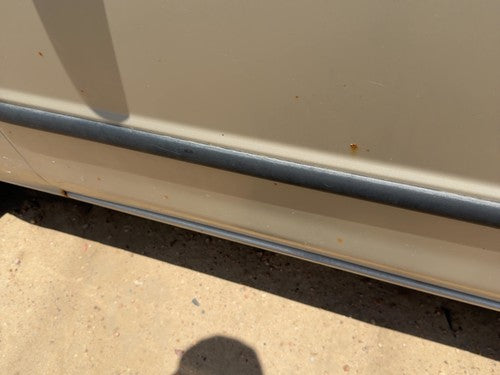 1999-2003 Mazda Protege Dx Driver Left Front Moulding From Door Oem Trim Strip