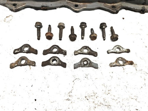 1987 Ford Ranger Driver Left Valve Cover With Hardware Bolts Oem 2.9L 4X4