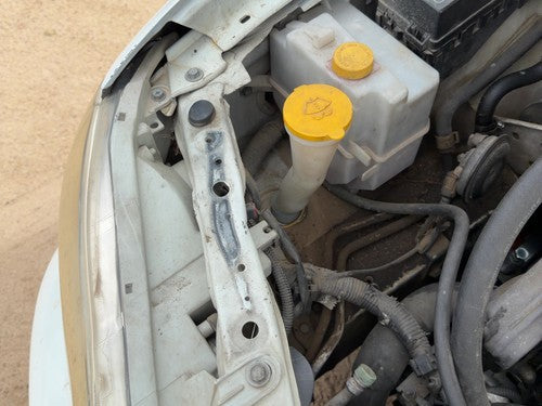 96-01 Infiniti I30 Windshield Washer Fluid Reservoir With Pump Oem Wiper Tank