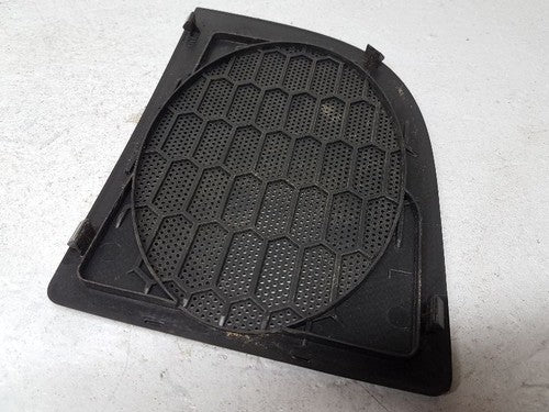 2005 Ford Mustang Driver Side Speaker Grill Left Grille Cover 4R33-63601A41-A