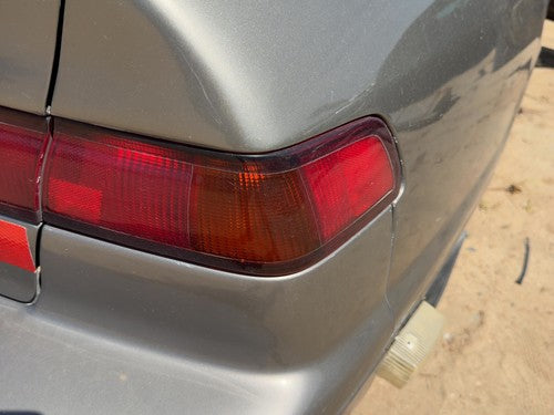 97-01 Toyota Camry Passenger Right Outer Tail Light Brake Lamp OEM 81550AA011