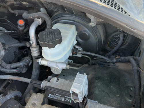 03-06 Sorento Power Brake Booster With Master Cylinder Pair Set Without Abs 4X4