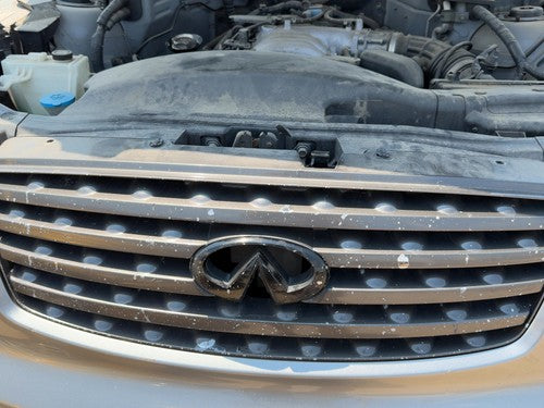 2003-2005 Infinity Fx45 Front Grille Assembly Oem 62310Cg000