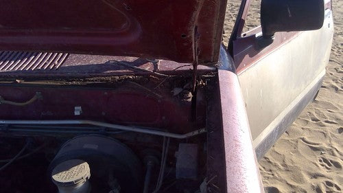 1981-1987 Isuzu Pup Pickup Driver Left Hood Hinge Assembly Oem Red 94217433
