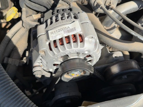 2001-2005 Chevy S10 Blazer Alternator OEM 4.3L 19244795