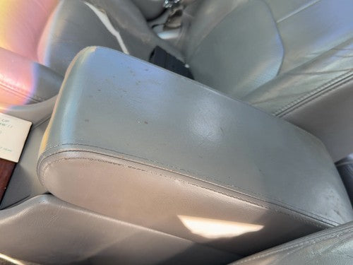 00-04 Seville Center Console Lid Only Arm Rest Fold Down Floor Multi-Cd Player D