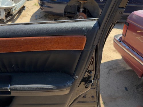 06-07 M35X Passenger Right Front Door Trim Panel With Switches Wood Graphite