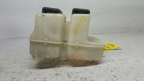 1996 Explorer Washer Reservoir Assembly Windshield Wash Fluid Coolant Reservoir