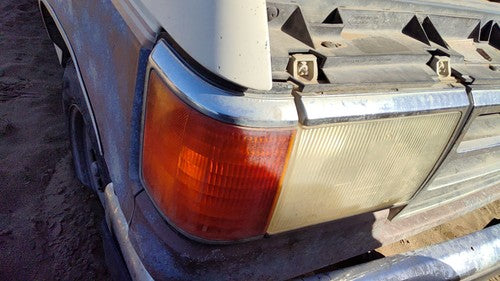 1987-1990 Ford F150 Passenger Right Head Light Oem With Turn Signal E9Tz13008E