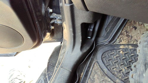 2006-2011 Chevy Hhr Driver Left Lower Kick Trim Panel Oem Black 19B