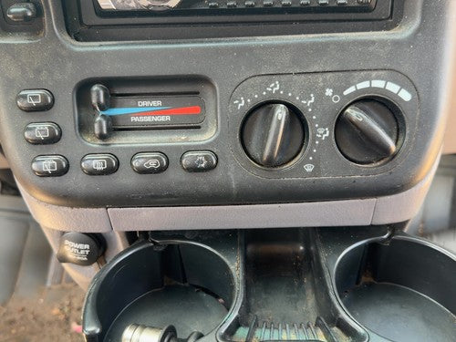 99-00 Town & Country Temperature Control Module In Dash Heater Ac Head Unit Oem