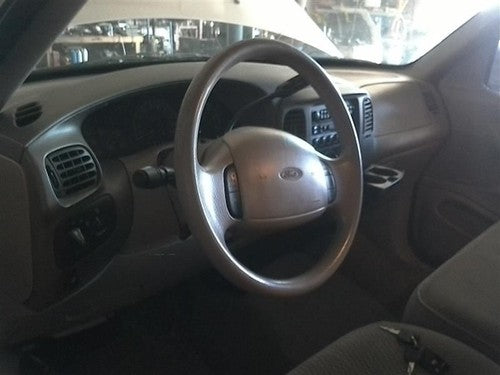 1997-1998 Ford Expedition Temperature Control Rear 1/4 Trim Panel Mounted