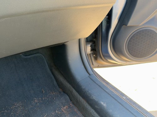 2003-2007 Honda Accord Passenger Right Lower Kick Trim Panel Oem Gray