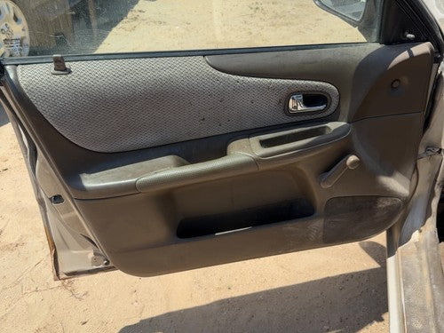 1999-2000 Mazda Protege Dx Driver Left Front Door Trim Panel Manual Brown