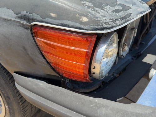 72-80 450Sl 107 Passenger Right Front Turn Signal Light Lamp Oem Fender Mounted