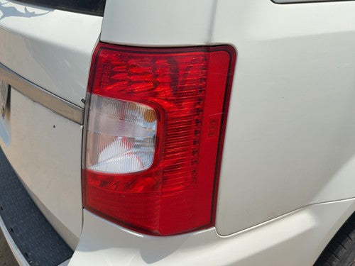 2011-2016 Chrysler Town & Country Passenger Right Tail Light Brake Lamp Oem Rear