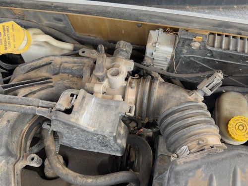 2001-2002 Chrysler Pt Cruiser Throttle Body Valve Oem With Sensors 2.4L