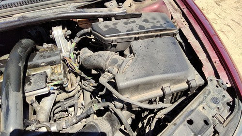 2001-07 Volvo V70 Xc Complete Air Intake Filter Box Housing With Tube 2.4L Turbo