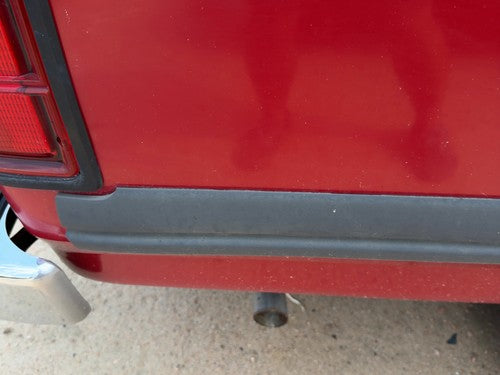 1991-1993 Dodge Dakota Passenger Right Rear Moulding On Rear Of Box Oem