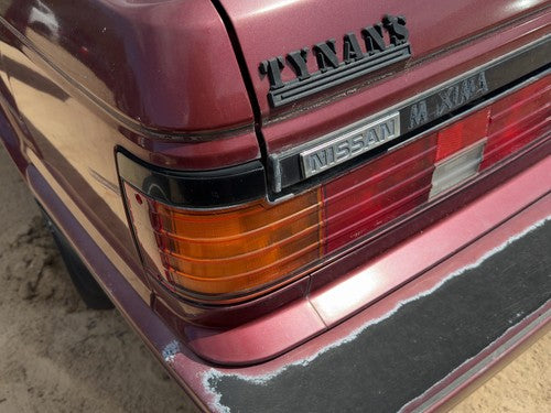 1987-1988 Nissan Maxima Driver Left Tail Light Brake Lamp Oem Rear Sdn 4Dr Sedan