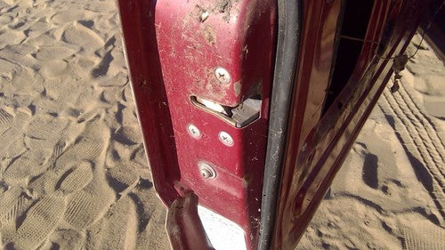 1986-1987 Isuzu Pup Pickup Driver Left Front Door Latch With Rods/Cables Oem