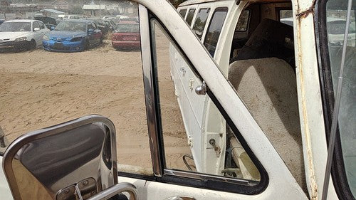 71-77 Van B200 Passenger Right Front Vent Window Small Door Glass With Frame Oem