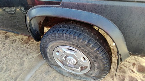 93-95 Nissan Pathfinder Driver Left Rear Wheel Flare Oem Quarter Moulding Black