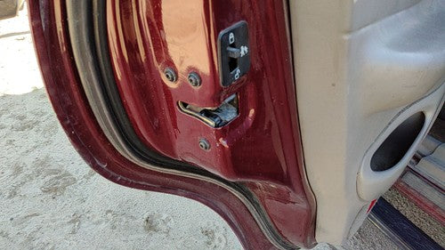 1997-2001 Ford Expedition Driver Left Rear Door Latch With Rods/Cables Oem Back