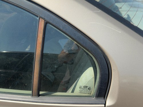 01-06 Elantra Driver Left Rear Vent Window Back Door Glass With Frame Oem