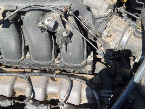 2005-2008 Ford Escape Complete Fuel Rail With Injectors Set Loaded Oem 3.0L