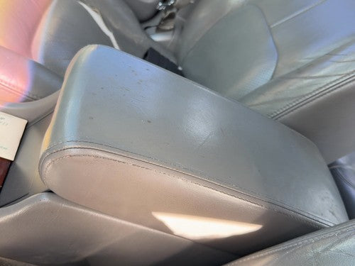 00-04 Seville Center Console Lid Only Arm Rest Fold Down Floor Multi-Cd Player D