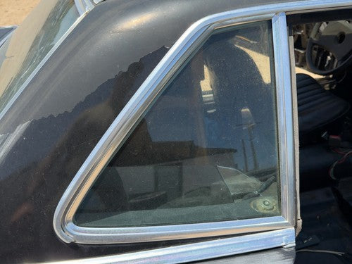 1980 Mercedes 450Sl 107 Passenger Right Rear Quarter Glass Back Side Window Oem