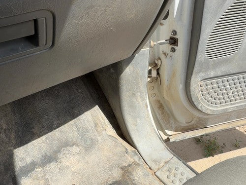 1999-2007 Ford F350 Passenger Right Lower Kick Trim Panel Oem Gray