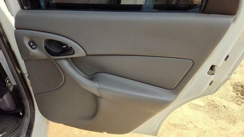 00-03 Focus Station Wagon Passenger Right Rear Inside Door Trim Panel Switches