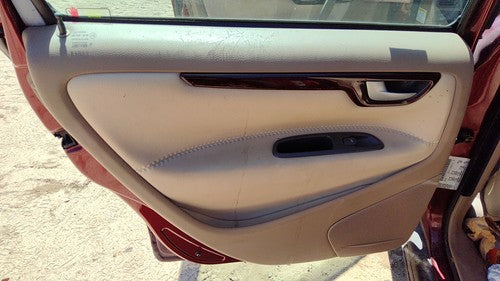 01-03 V70 Xc Driver Left Rear Inside Door Trim Panel With Switches Back Beige