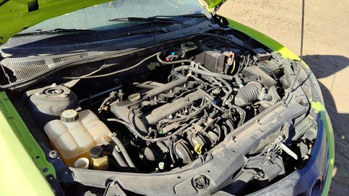 2004 05 Mazda 3 Complete Fuel Rail With Injectors Set With Wiring Harness 2.3L