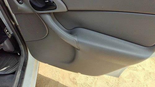 00-03 Focus Station Wagon Passenger Right Rear Inside Door Trim Panel Switches