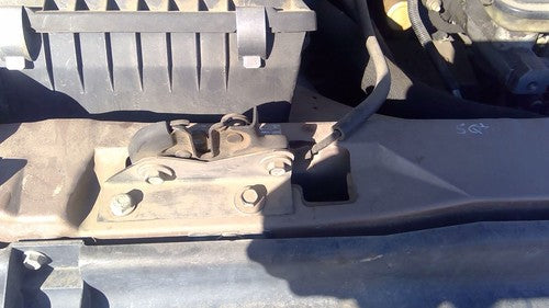 1995-2005 Chevy Astro Hood Latch Assembly With Bracket Oem 15027159