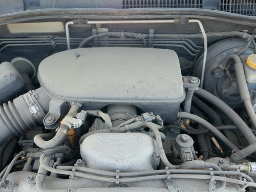 05-07 Legacy Outback Air Intake Cleaner Filter Box Housing With Tube 2.5L