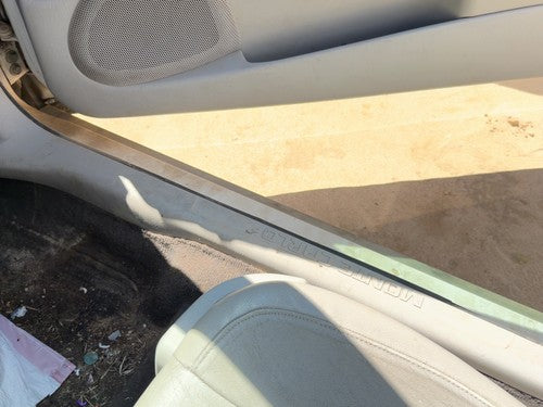 2006-2007 Chevy Monte Carlo Passenger Right Lower Kick Trim Panel Oem Gray 832