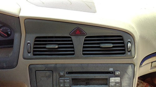 2001-2004 Volvo V70 Xc Heater Ac Dash Vent Pair Set Oem Beige B951 399851880